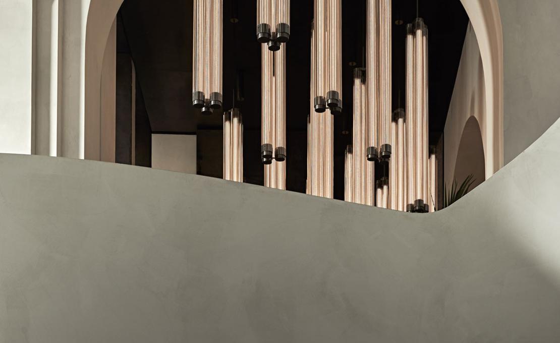 Подвесной светильник модель Spyder 80 от фабрики Henge