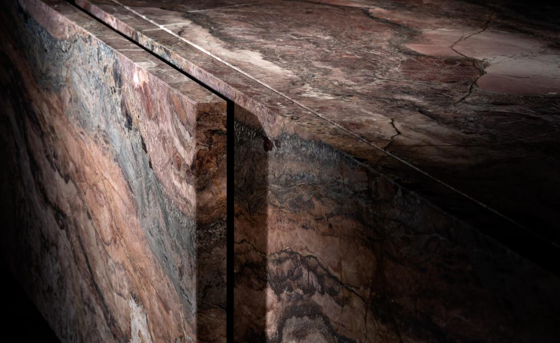 Комод модель Dogma фабрики Henge