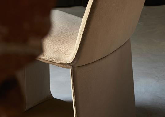 Стул модель Audace фабрики Henge