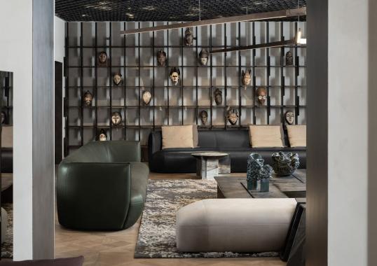 Журнальный стол модель Muse Tall от фабрики Henge