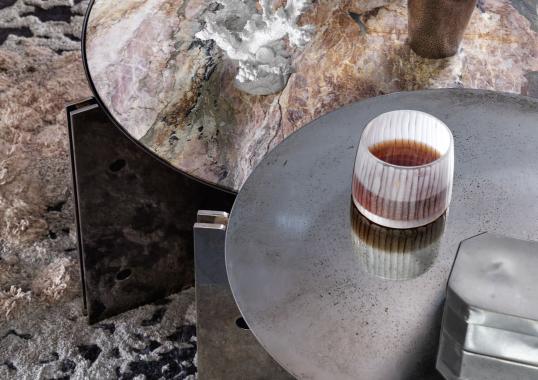 Журнальный стол модель Muse Tall от фабрики Henge