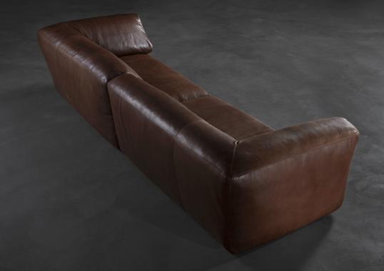 Диван Oblio фабрики Henge - дизайн Танджу Озельгина