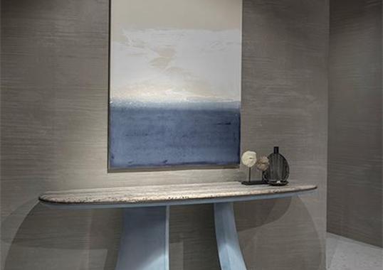 Консоль Damien фабрики Longhi — дизайн Джузеппе Вигано