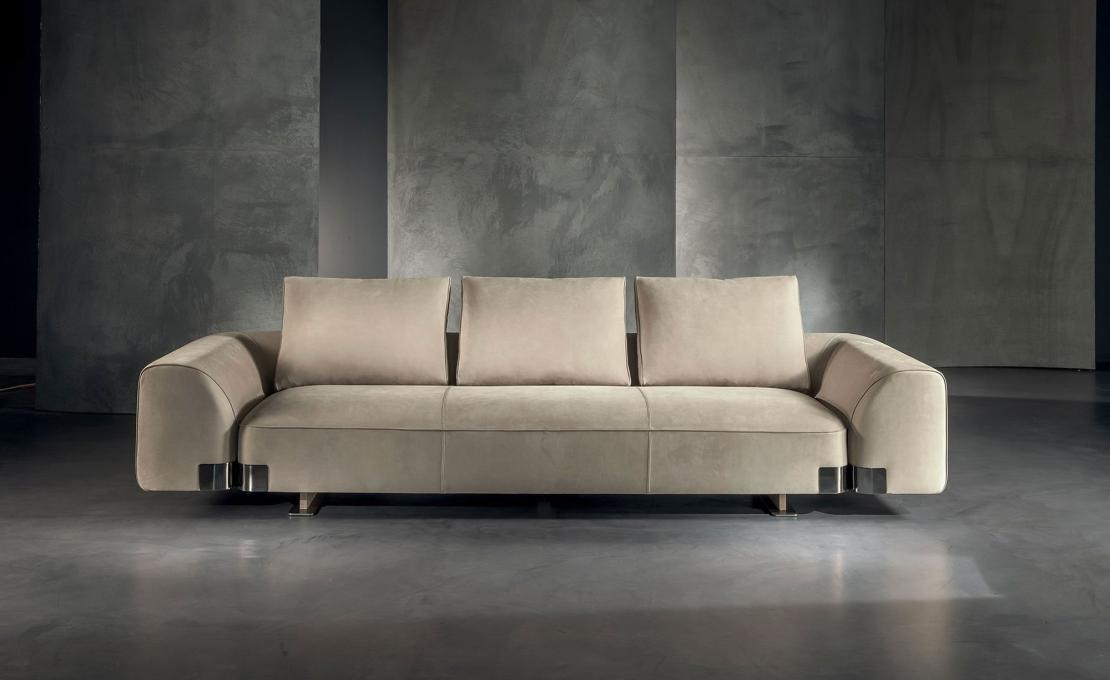 Диван модель Arnold фабрики Longhi