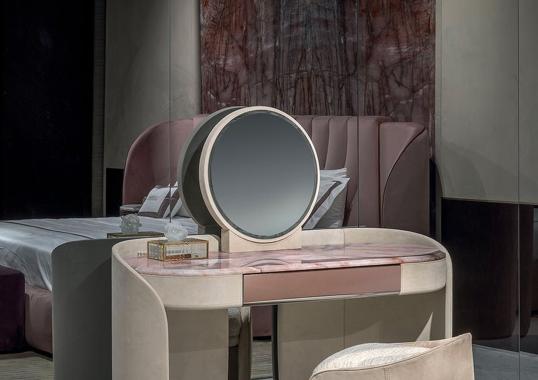 Туалетный стол модель Zelda от фабрики Longhi