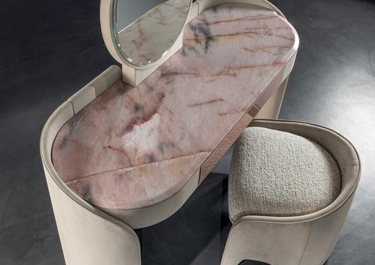 Туалетный стол модель Zelda от фабрики Longhi