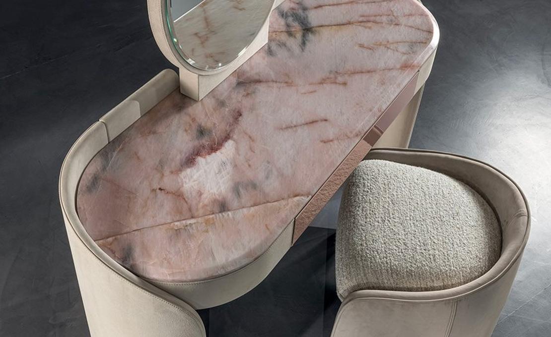 Туалетный стол модель Zelda от фабрики Longhi