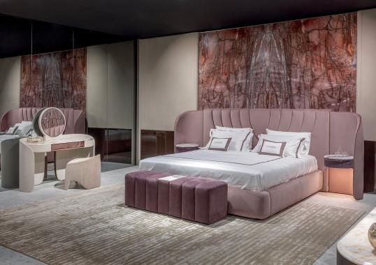 Кровать модель Adele фабрики Longhi