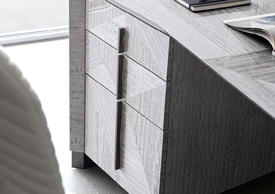 Письменный стол коллекция Moonlight от Giorgio Collection