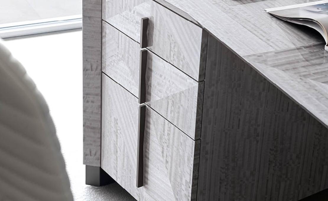 Письменный стол коллекция Moonlight от Giorgio Collection