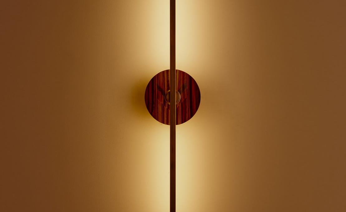 Настенный светильник от фабрики Matlight Milano модель Elite Stick