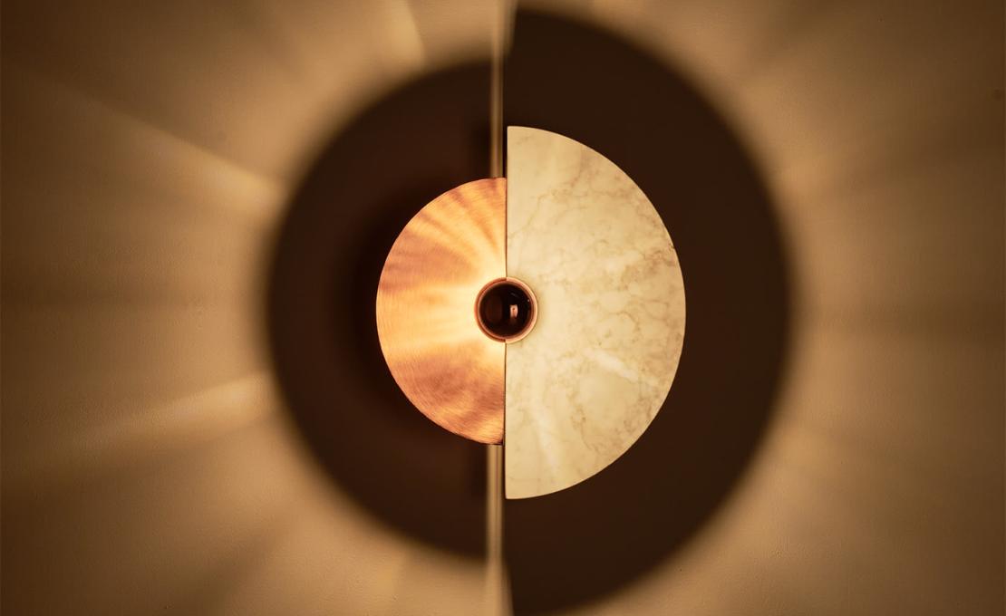 Настенный светильник от фабрики Matlight Milano модель Levante