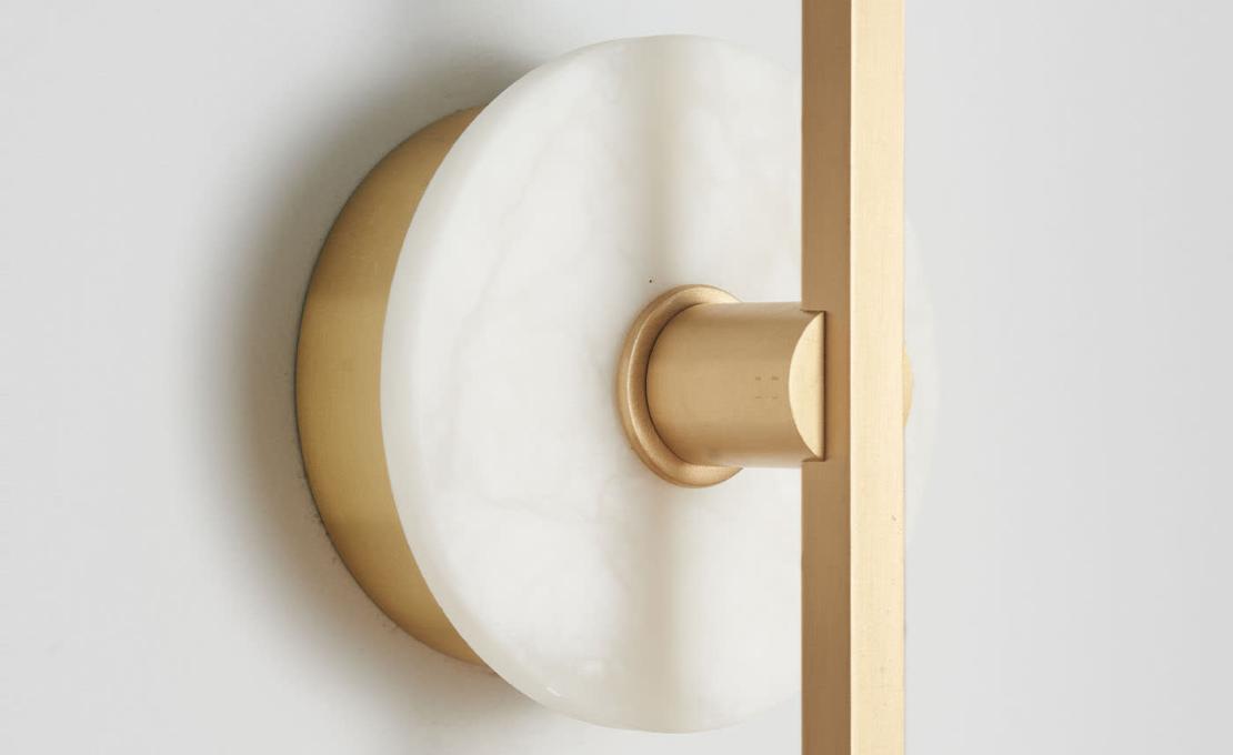 Настенный светильник от фабрики Matlight Milano модель Essential Stick