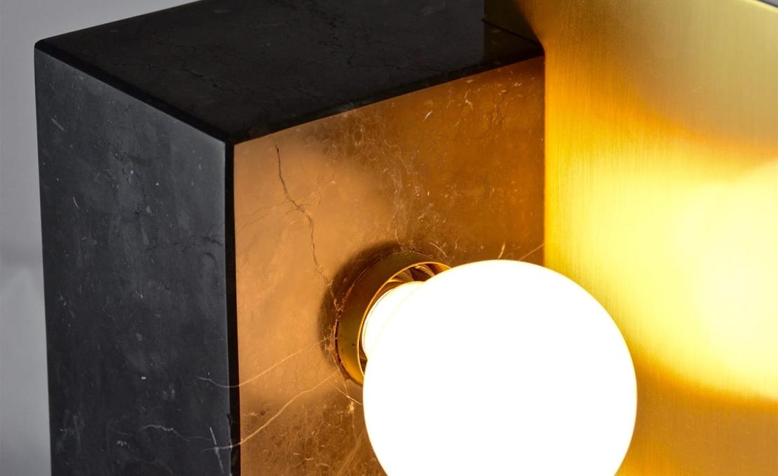 Настольная лампа от фабрики Matlight Milano модель Cubus