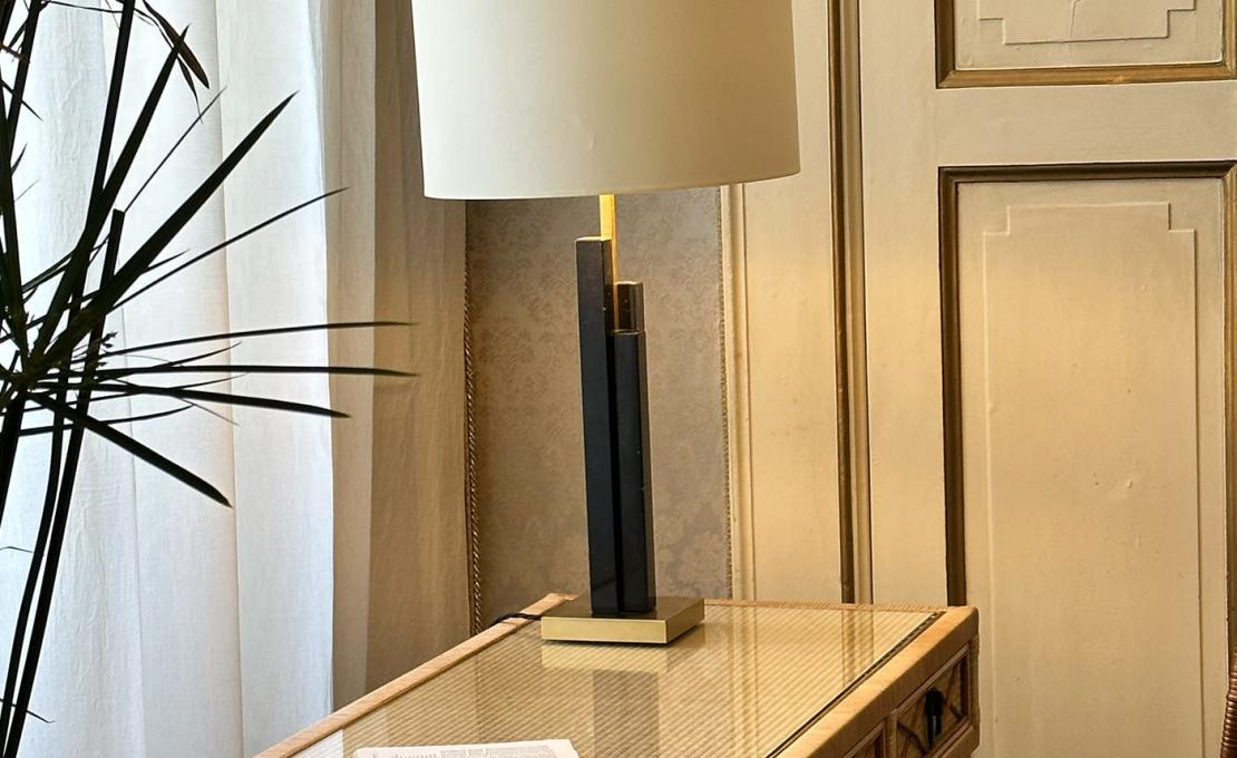 Настольная лампа от фабрики Matlight Milano модель Vintage Skyline