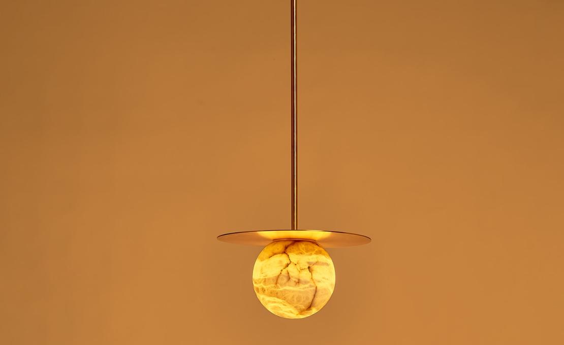 Подвесное освещение от фабрики Matlight Milano коллекция Alabaster Mini