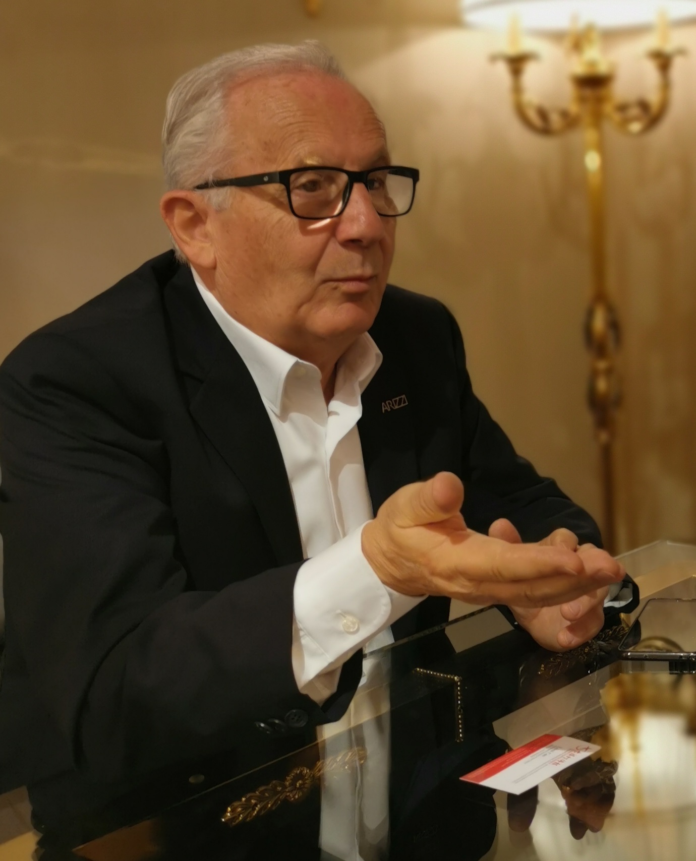 Дизайнеры создатели коллекций фабрики Arizzi