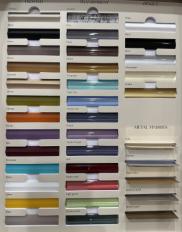 Фотографии образцов отделок и возможных цветов фабрики Iris Cristal