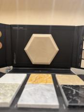 Фотографии образцов отделок и возможных цветов фабрики Park Avenue