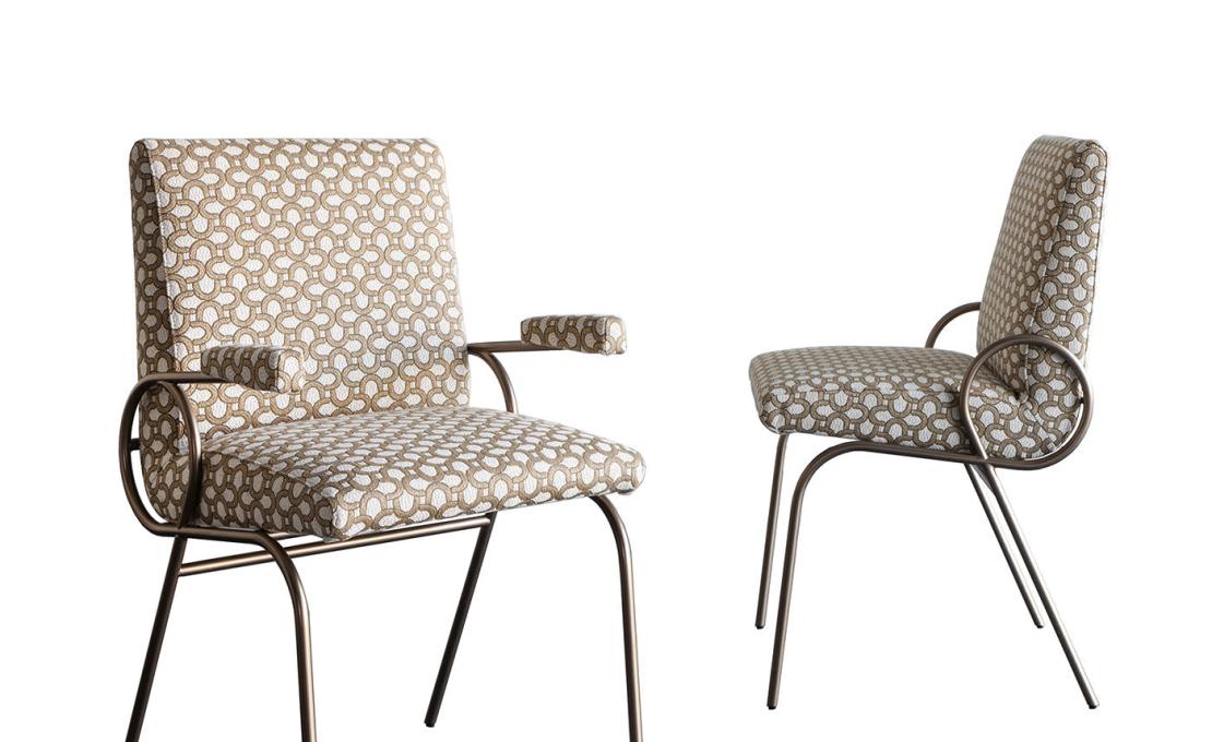 Стул от фабрики Minotti Collezioni модель Bloom