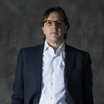 Дизайнеры создатели коллекций фабрики Jumbo Gruppo Italia