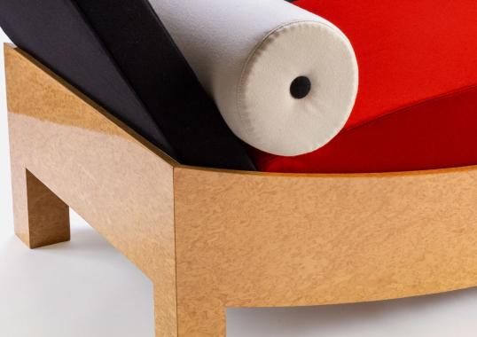 Диван от фабрики Poltronova модель Mitzi 