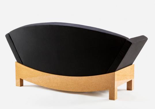 Диван от фабрики Poltronova модель Mitzi 