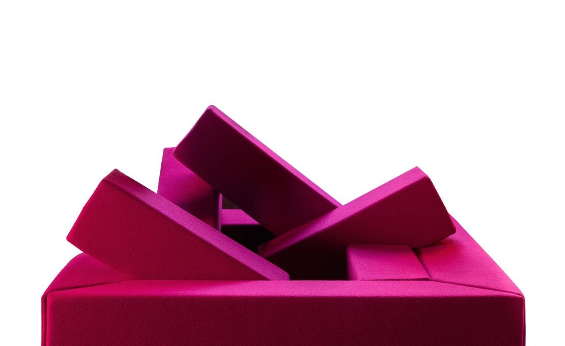 Диван от фабрики Poltronova модель Rumble