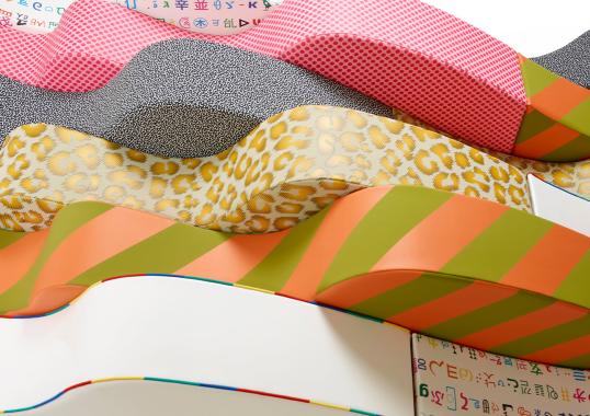 Диван от фабрики Poltronova модель Superonda Stripes 