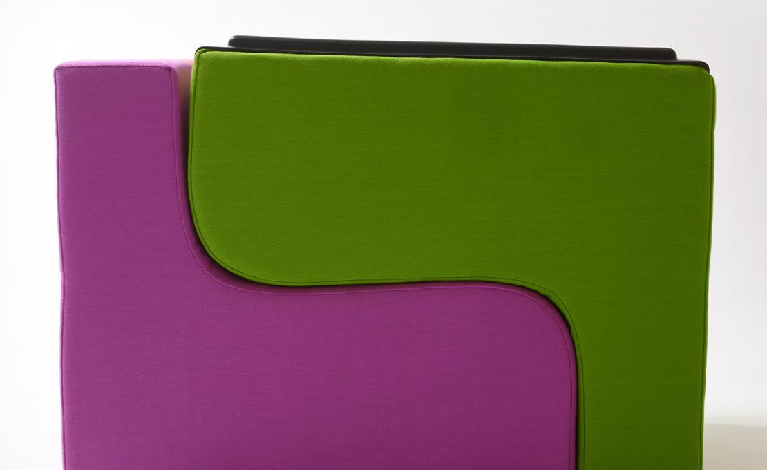 Кресло для отдыха от фабрики Poltronova модель Sofo Green and Pink