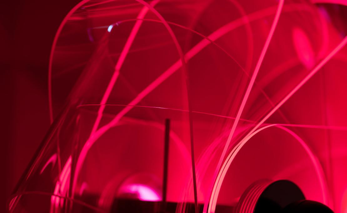 Настольная лампа от фабрики Poltronova модель Gherpe Red