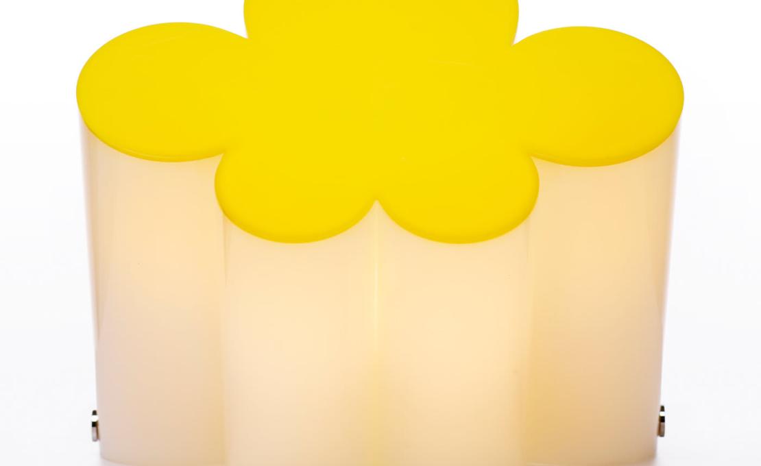 Настольная лампа от фабрики Poltronova модель «Желтая пассифлора»