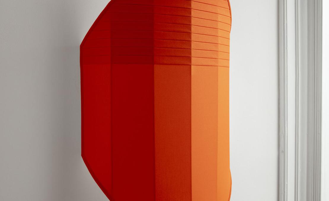 Настенный светильник от фабрики Servomuto модель Flag 70 Orange Red Mid 