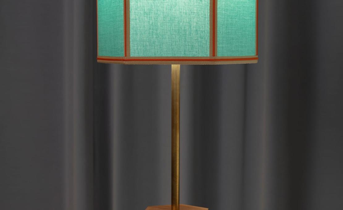 Настольная лампа от фабрики Servomuto модель Easy 