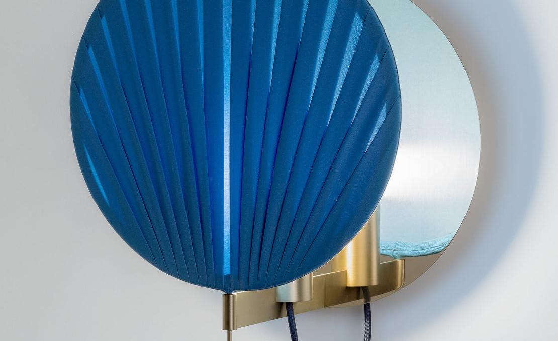 Настенный светильник от фабрики Servomuto модель Guinea Azure