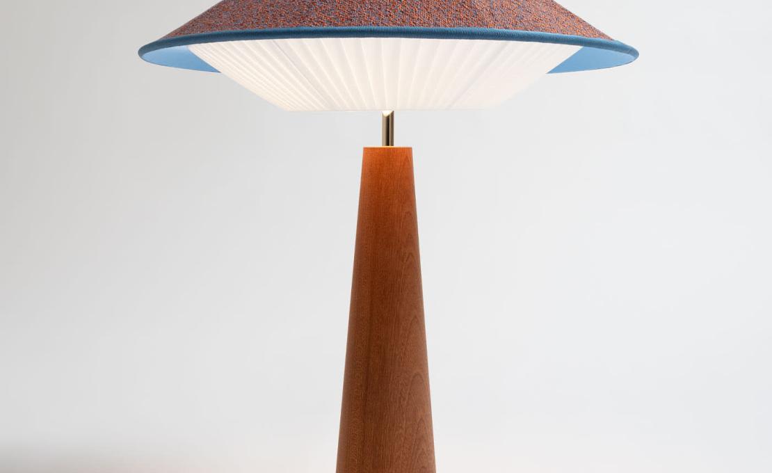 Настольная лампа от фабрики Servomuto модель Otto Azure