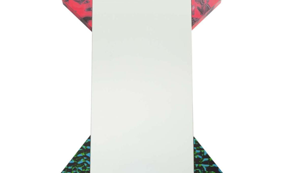 Зеркало от фабрики Memphis модель Diva 