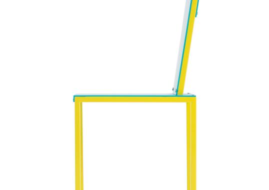 Стул от фабрики Memphis модель Primula 