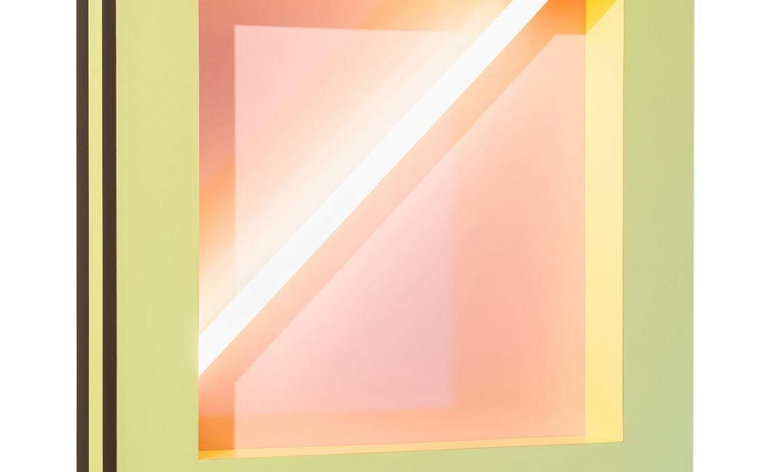 Настенный светильник от фабрики Memphis модель Negresco 