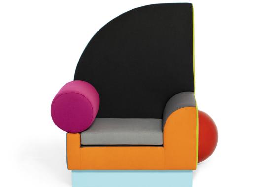 Кресло от фабрики Memphis модель Bel Air 