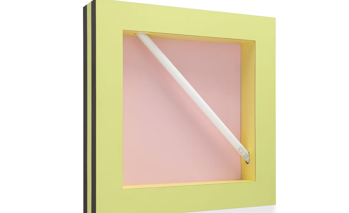 Настенный светильник от фабрики Memphis модель Negresco 