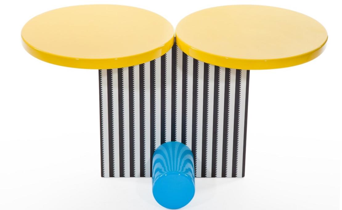 Журнальный столик от фабрики Memphis модель Polar 