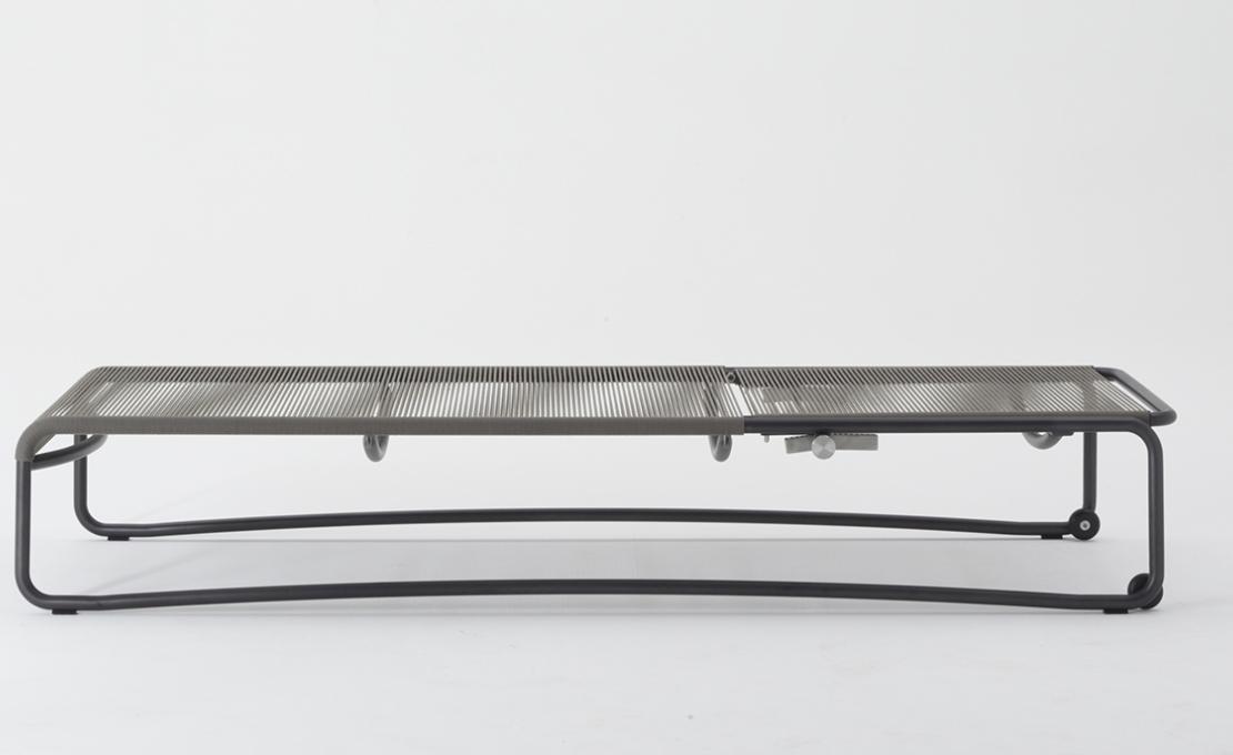 Шезлонг уличныйот фабрики Roda модель HRP304