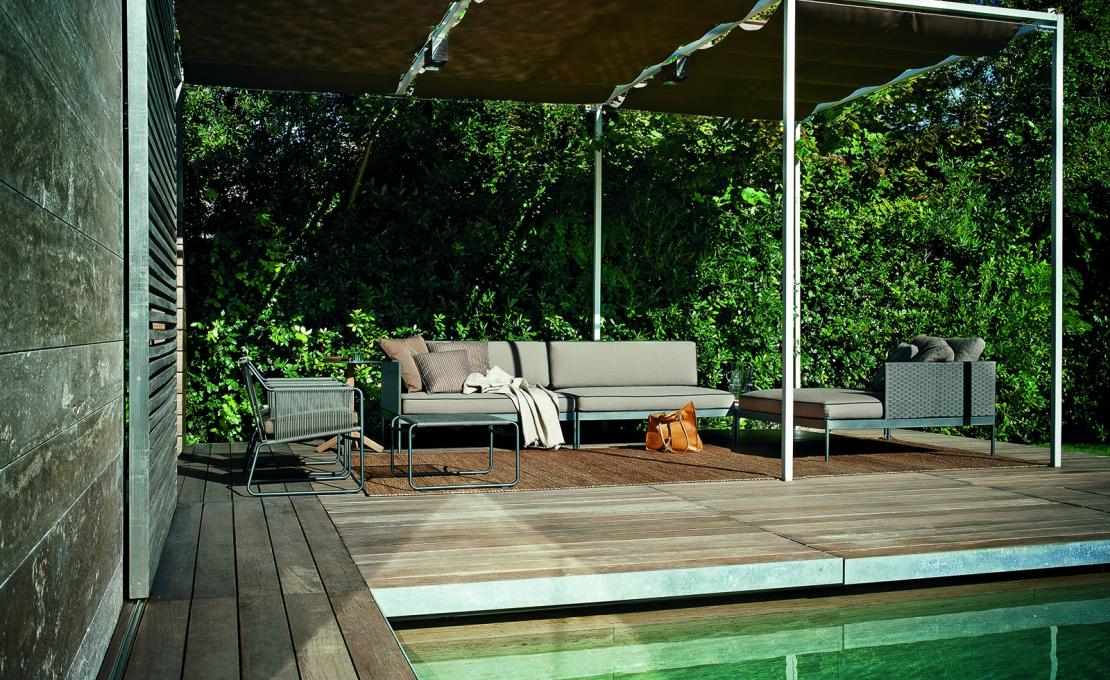 Уличный диван от фабрики Roda модель Basket Sofa