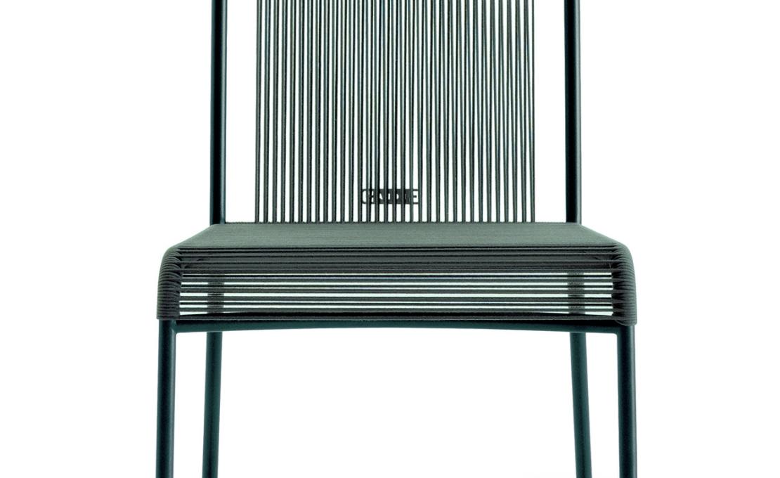 Уличный стул от фабрики Roda модель HRP349