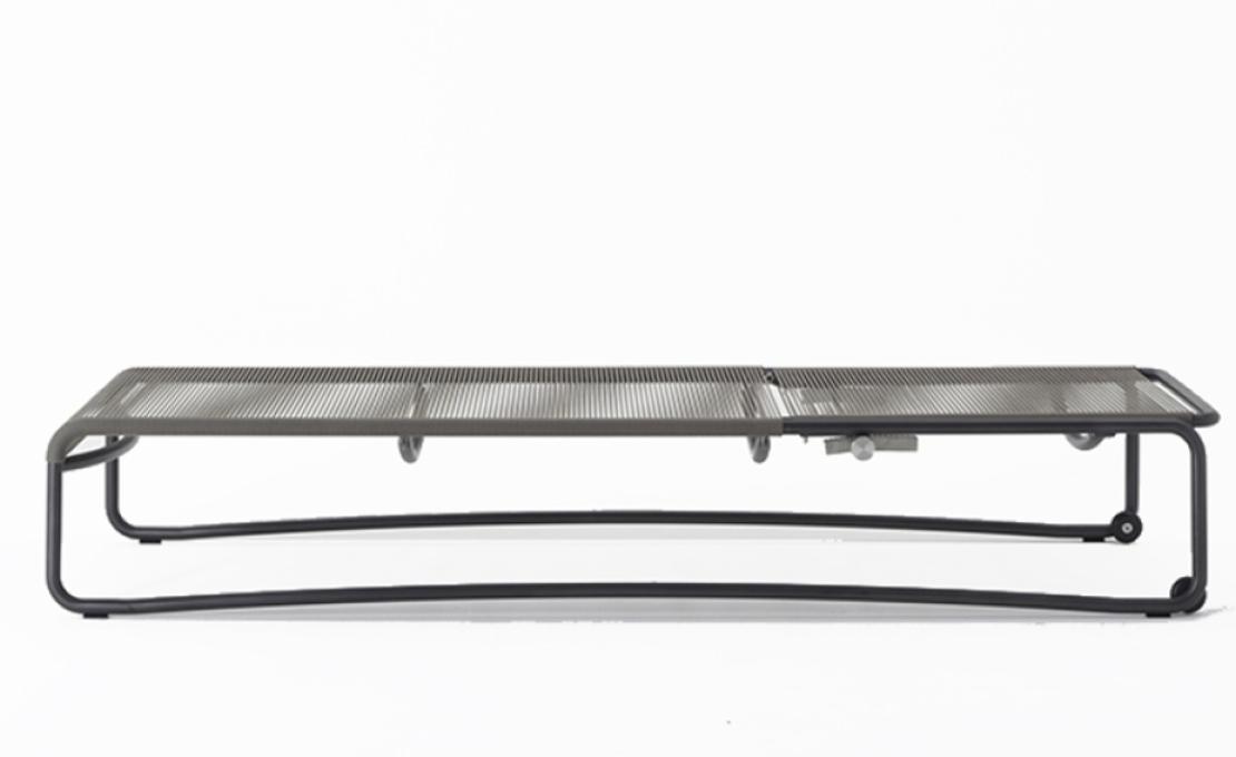 Шезлонг уличныйот фабрики Roda модель HRP304