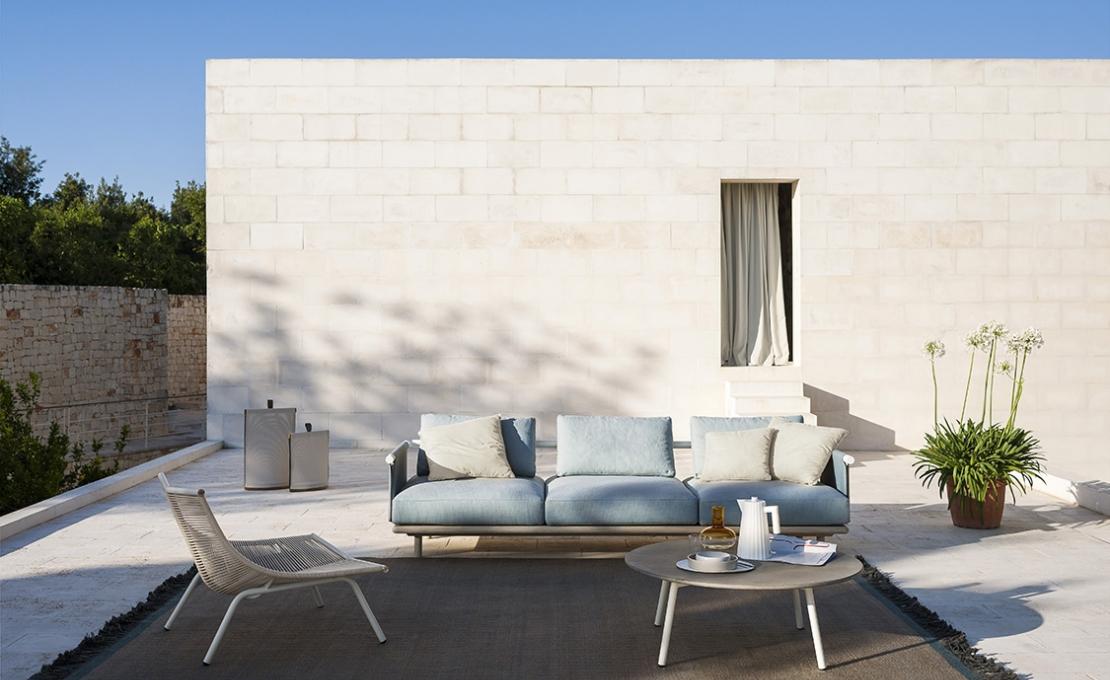 Уличное кресло от фабрики Roda модель LZE001