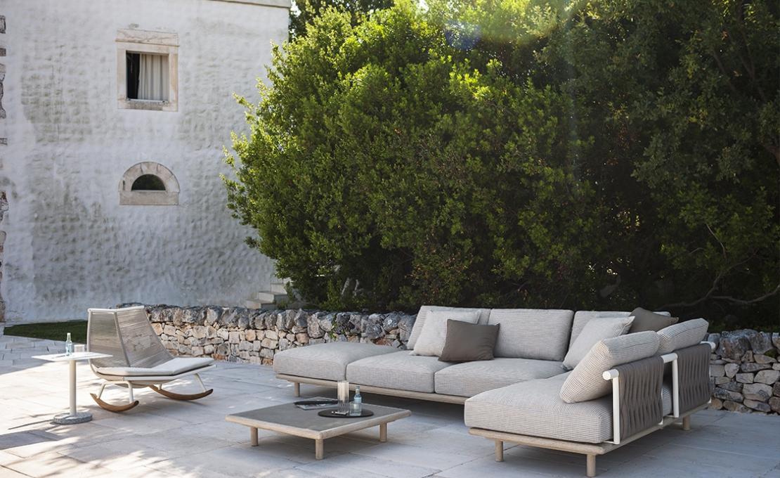 Уличное кресло от фабрики Roda модель LZE003