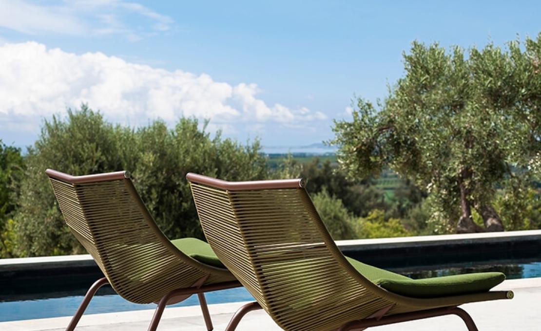 Уличное кресло от фабрики Roda модель LZE001