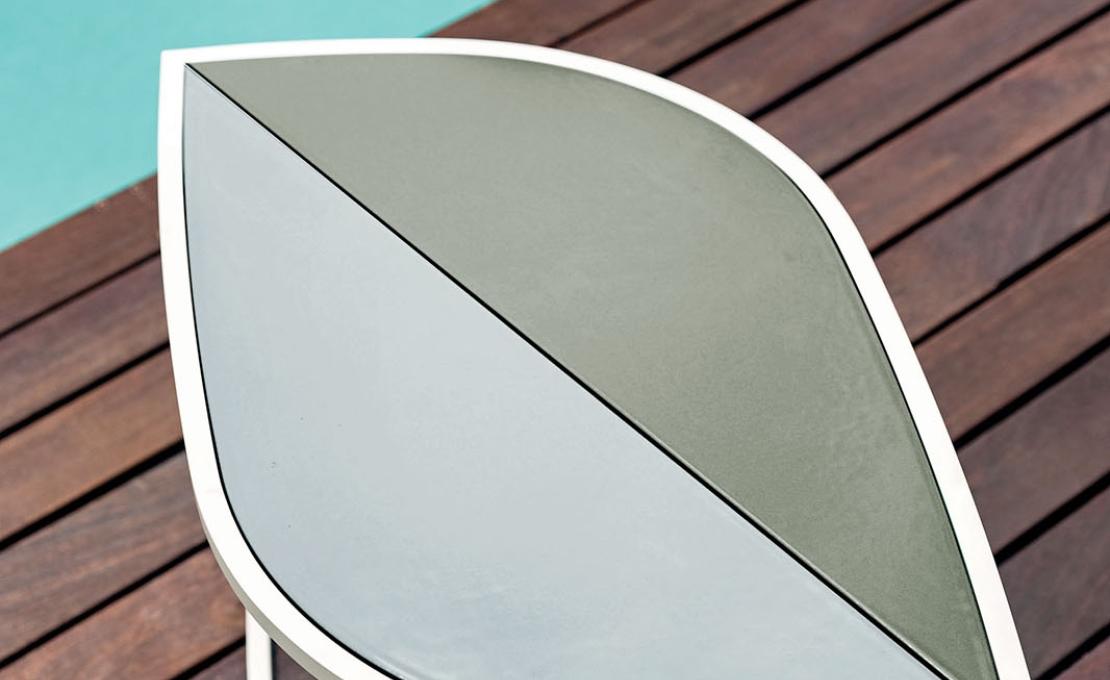 Уличный стол от фабрики Roda модель LEF001